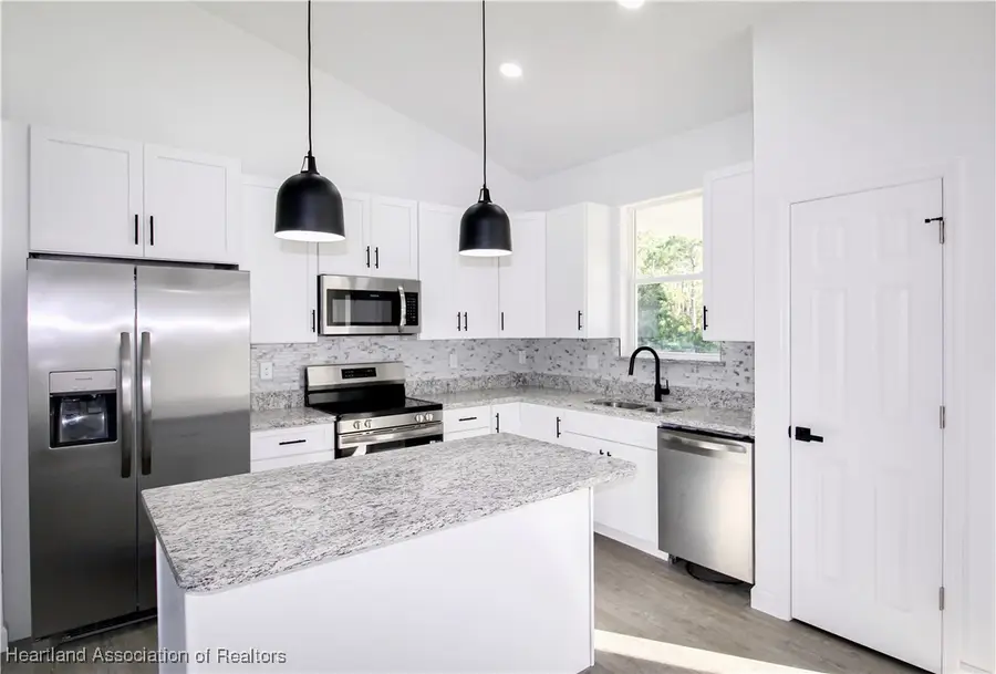 1807 Azalea Terrace, Sebring, FL 33875 - #3