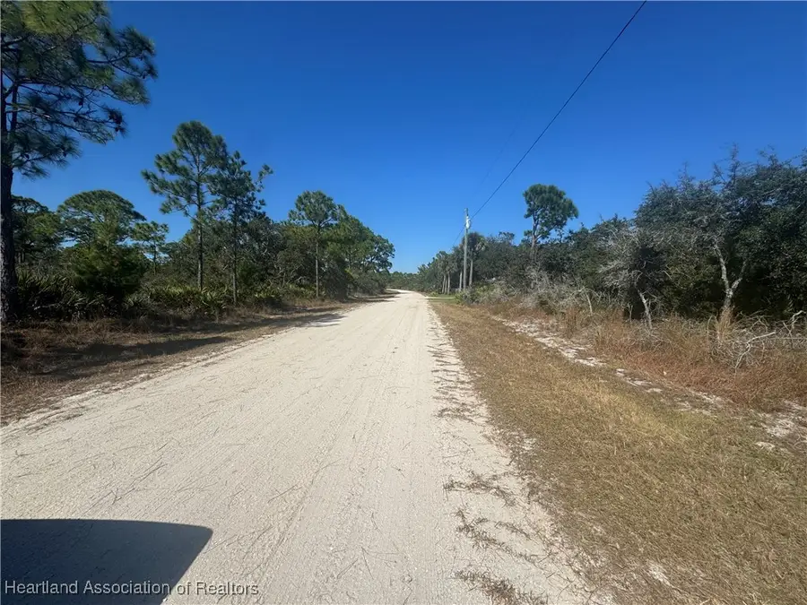 1203 Cockatoo Avenue, Lake Placid, FL 33852 - Image #3