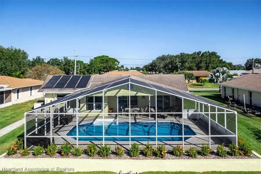 317 Anderson Street Ne, Lake Placid, FL 33852 - Image #2