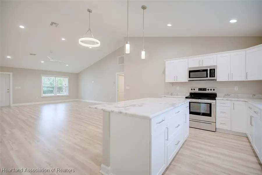 6607 Burkett Avenue, Sebring, FL 33875 - Image #3