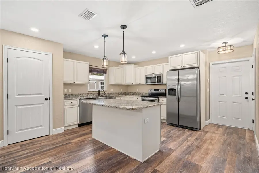 3212 Biris Avenue, Lake Placid, FL 33852 - Image #3