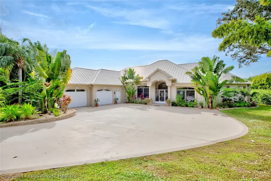 1931 Lakeview Drive, Sebring, FL 33870 - Image #2