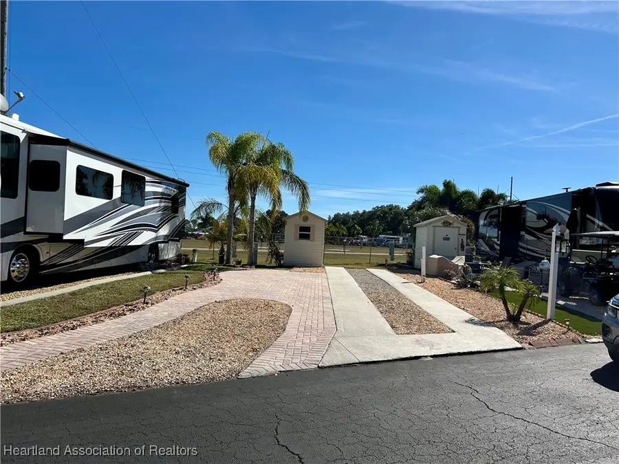 2920 Fairway Drive, Bowling Green, FL 33834 - #2