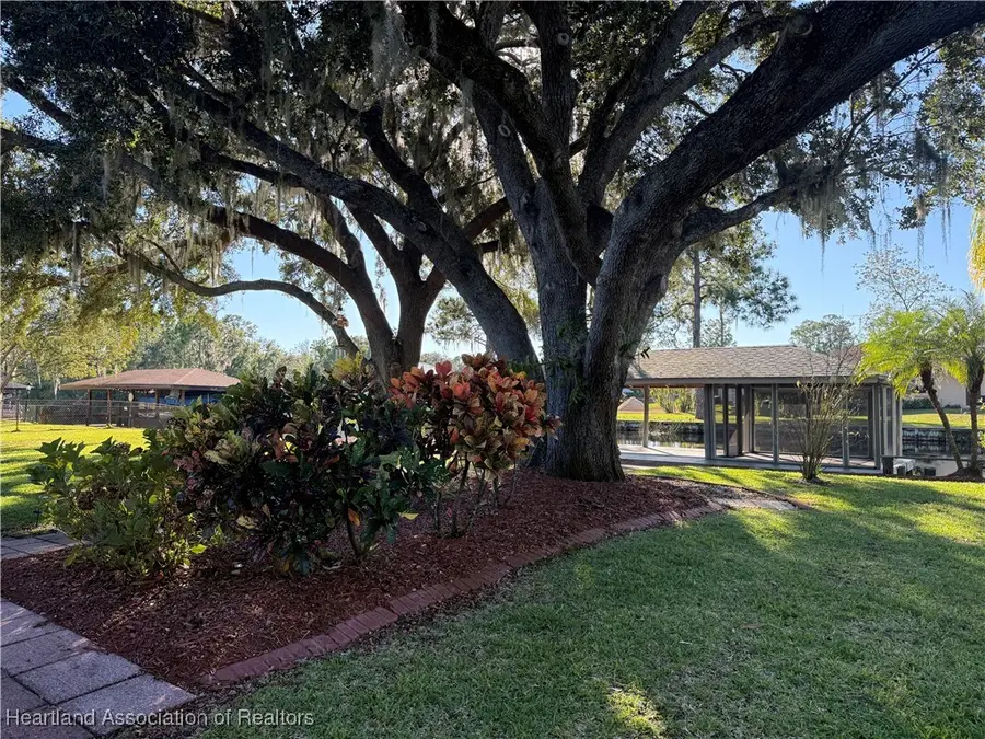 1002 Peachtree Drive, Lake Placid, FL 33852 - Image #2