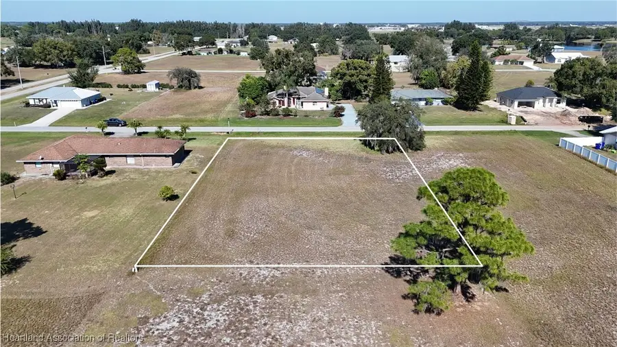 8424 Hampshire Drive, Sebring, FL 33876 - Image #3