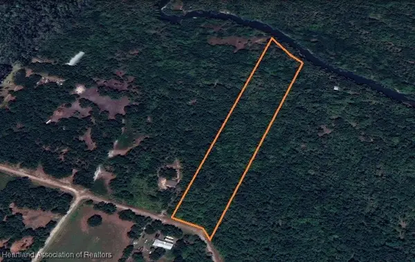 1786 Peace River Woods, Wauchula, FL 33873