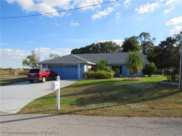 100 Lake Huntley Drive, Lake Placid, FL 33852