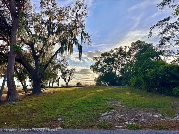 100 Lake Byrd Boulevard, Avon Park, FL 33825