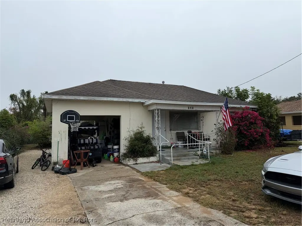 313 E Walnut Street, Avon Park, FL 33825 - Image #1