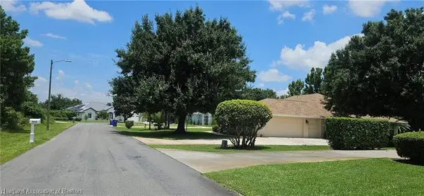 4927 Mendavia Drive, Sebring, FL 33872