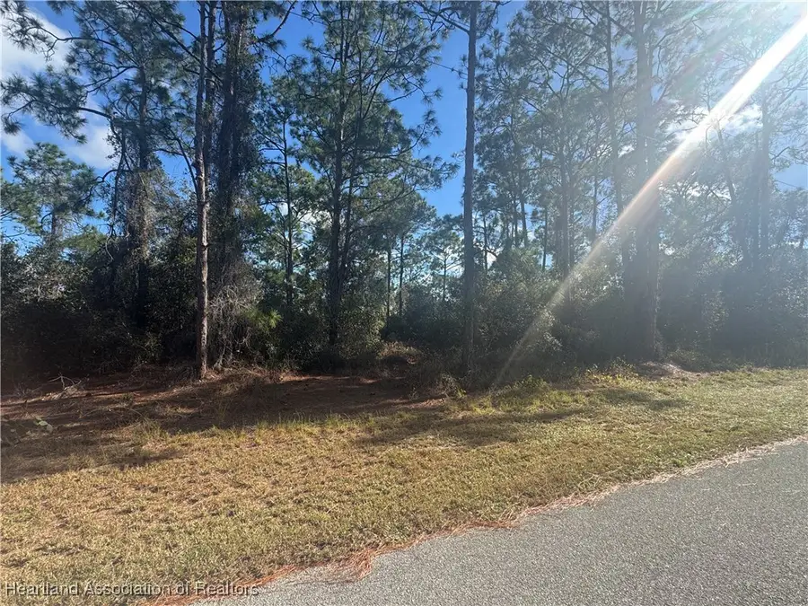 240 Humphrey Avenue, Lake Placid, FL 33852 - Image #2