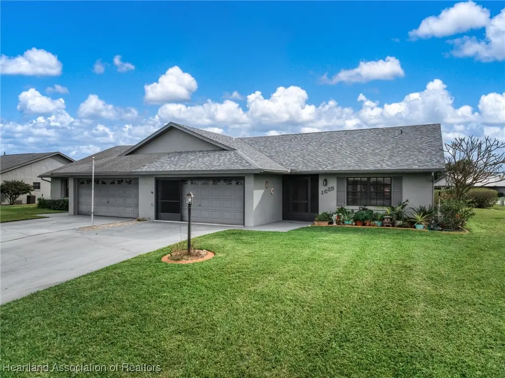 1625 E Orangewood Court, Avon Park, FL 33825 - Image #1