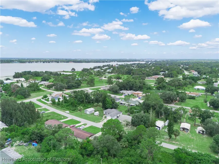 212 Phantasy Avenue, Lake Placid, FL 33852 - Image #3