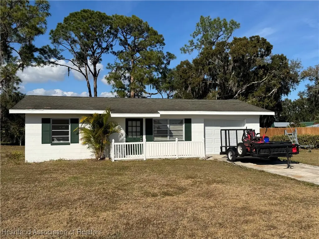 146 Lake Francis Drive, Lake Placid, FL 33852 - Image #1