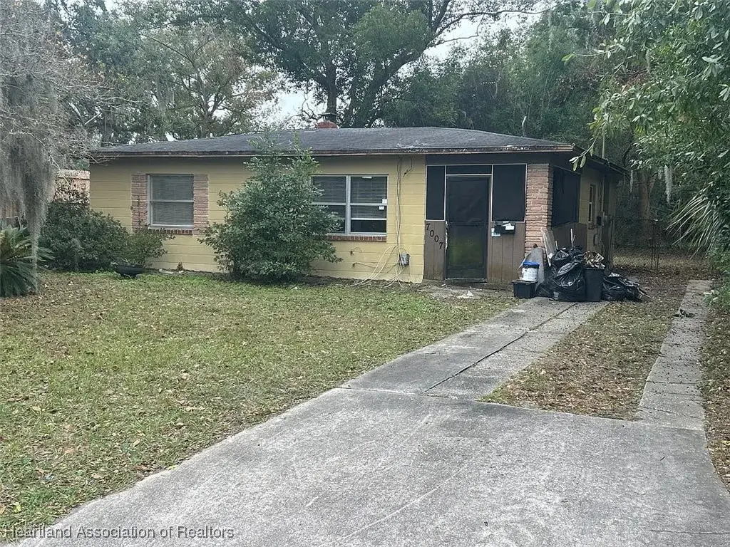 7007 Lucky Drive E, Jacksonville, FL 32208 - Image #1