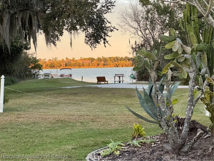 2701 E Waterview Drive, Avon Park, FL 33825 - Image #2