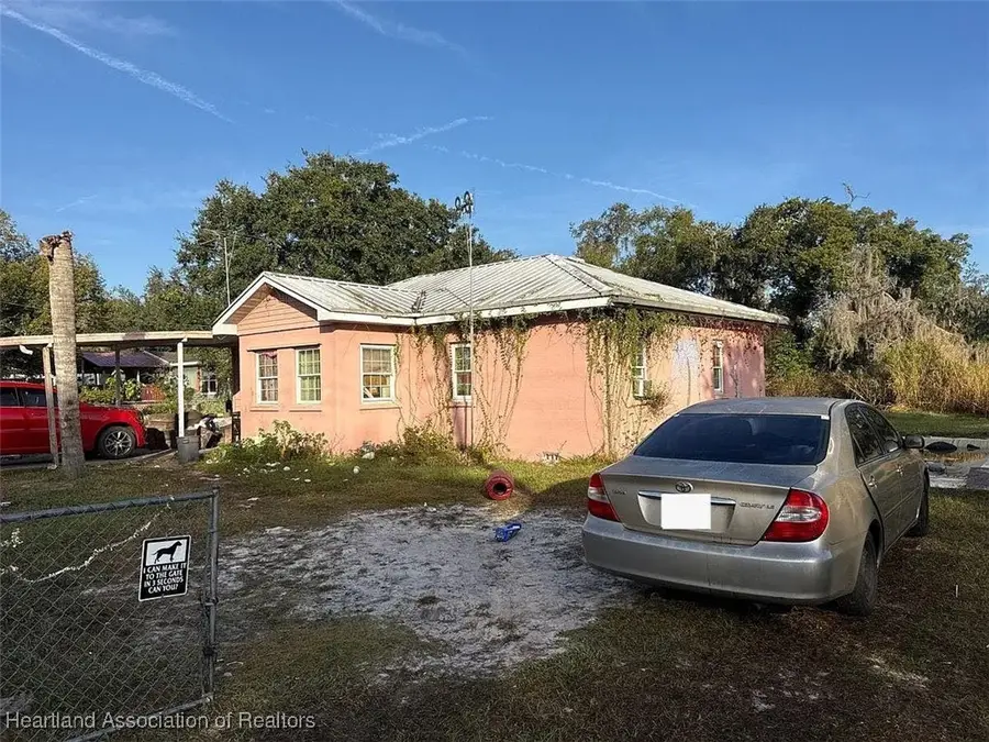 305 Hennessee Street, Lakeland, FL 33805 - Image #2