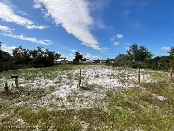 126 Loquat Road Nw, Lake Placid, FL 33852