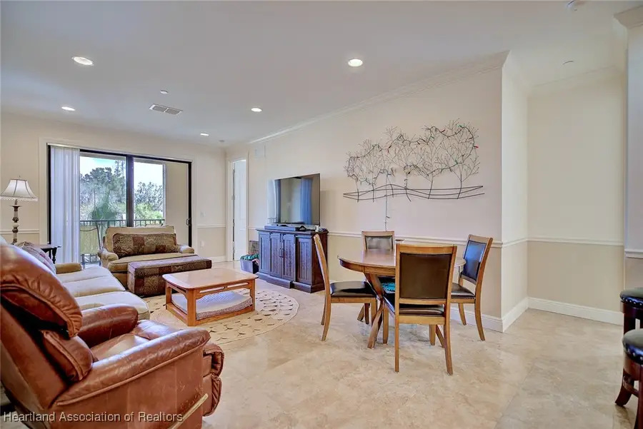 2351 Lakeview Drive #313, Sebring, FL 33870 - Image #2