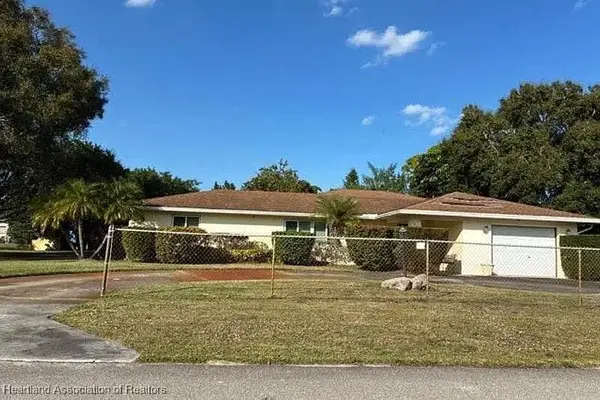 2006 San Diego Avenue, Fort Pierce, FL 34946
