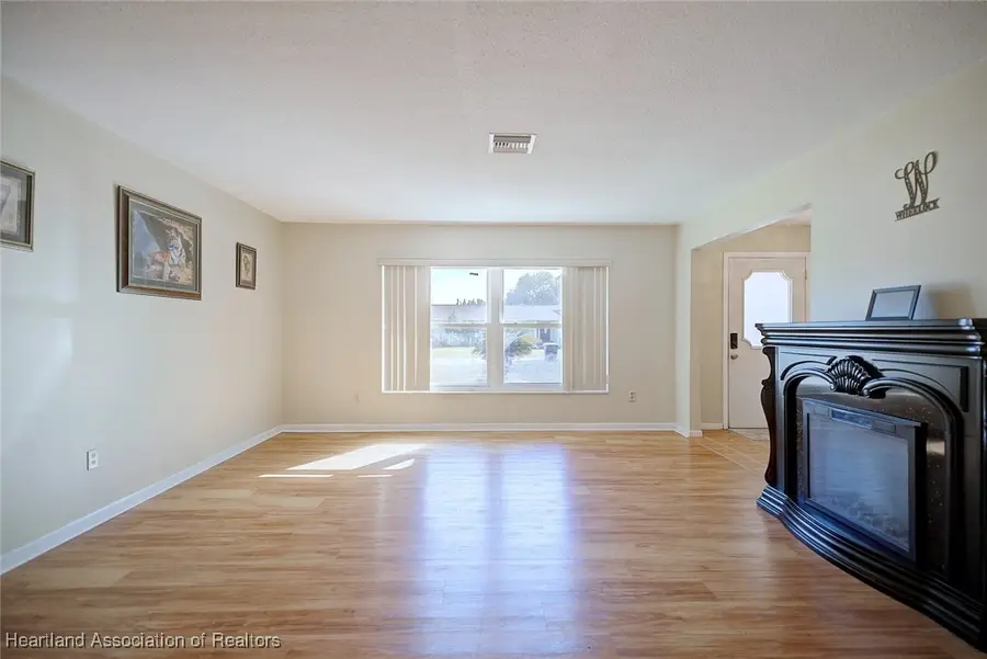 1614 Gramarcy Avenue, Sebring, FL 33875 - Image #3