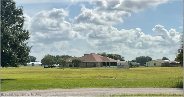 7001 Woodmont Court, Sebring, FL 33876