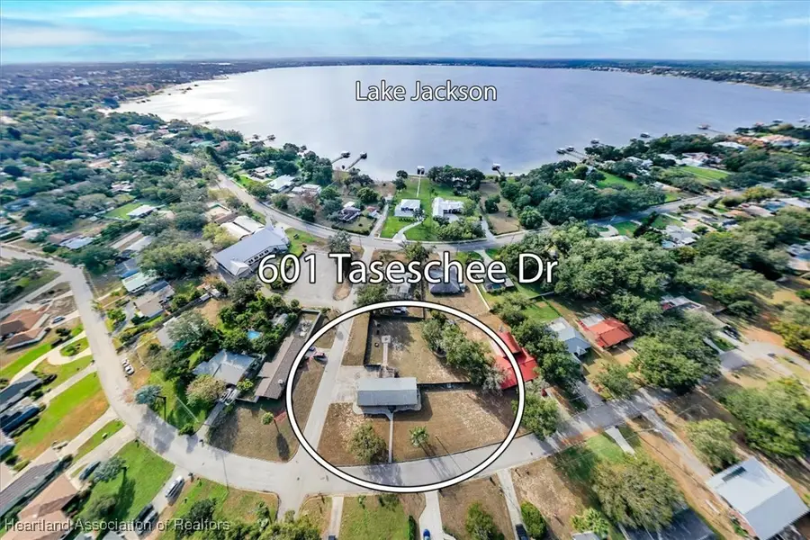 601 Taseschee Drive, Sebring, FL 33870 - Image #2
