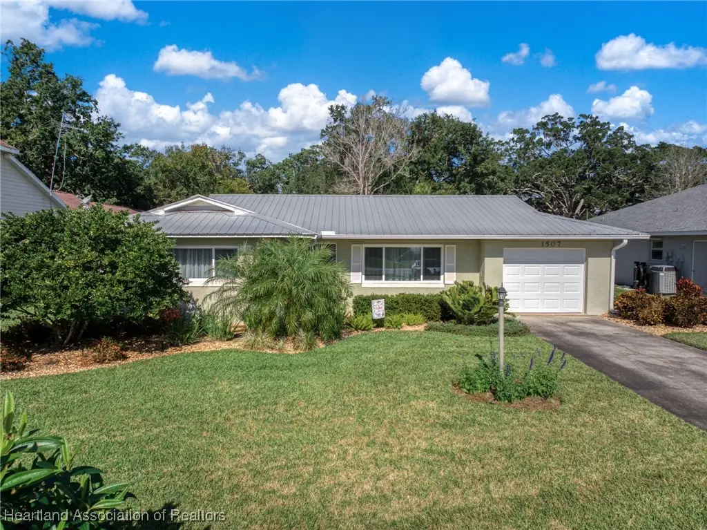 1507 Lake Clay Drive, Lake Placid, FL 33852 - Image #1
