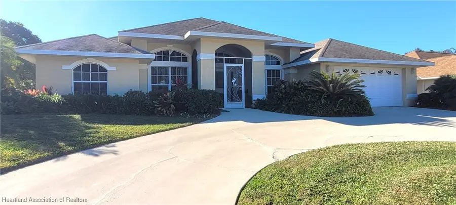 20 Meadowlake Circle N, Lake Placid, FL 33852 - Image #3