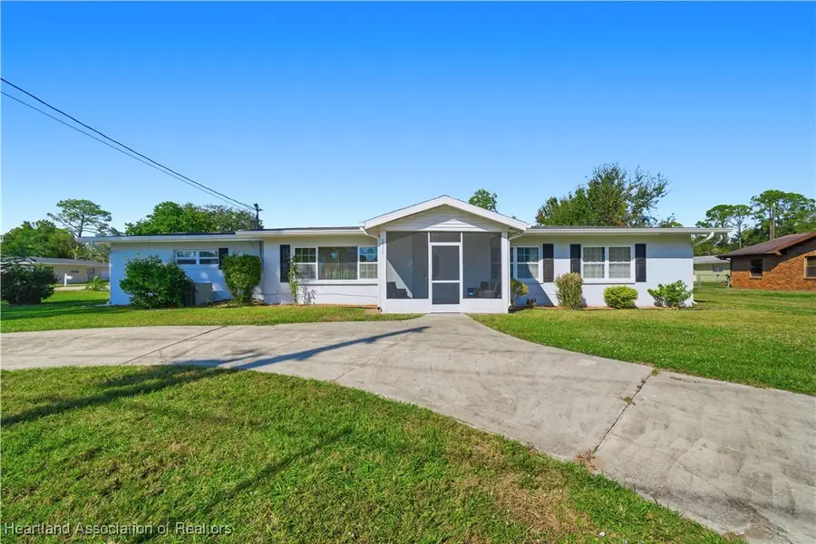 3510 Lakeview Drive, Sebring, FL 33870 - Image #2