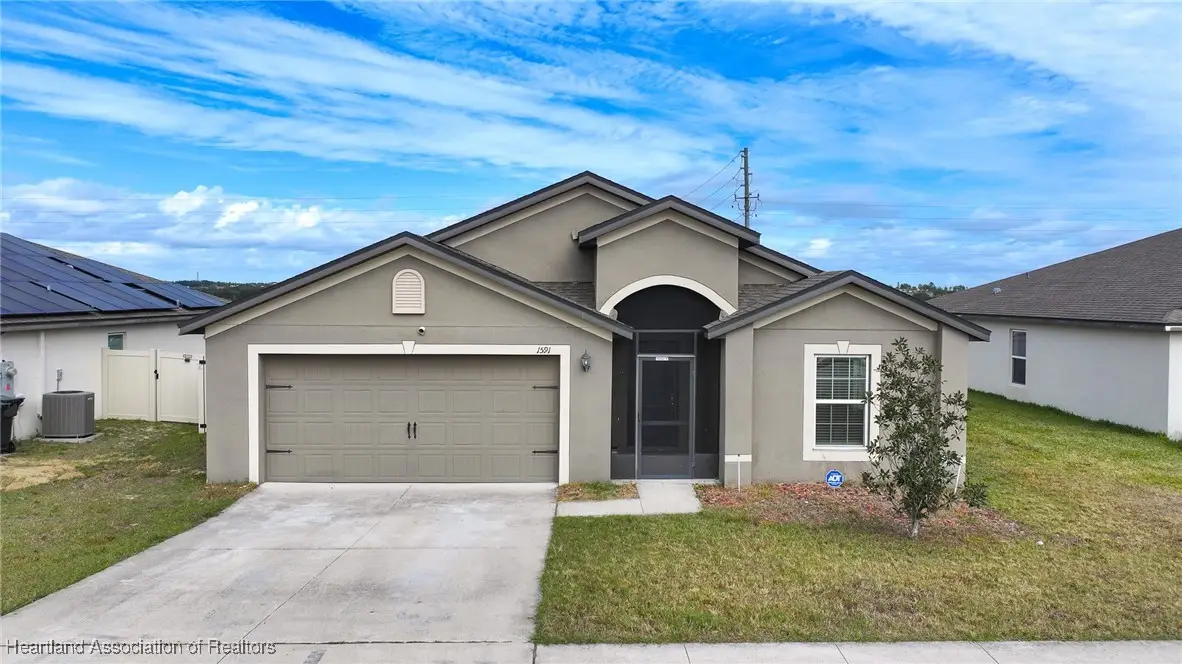 1591 Swan Lake Circle, Dundee, FL 33838 - Image #1