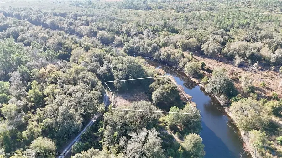 4707 Sebring Lakes Boulevard, Sebring, FL 33875 - Image #2