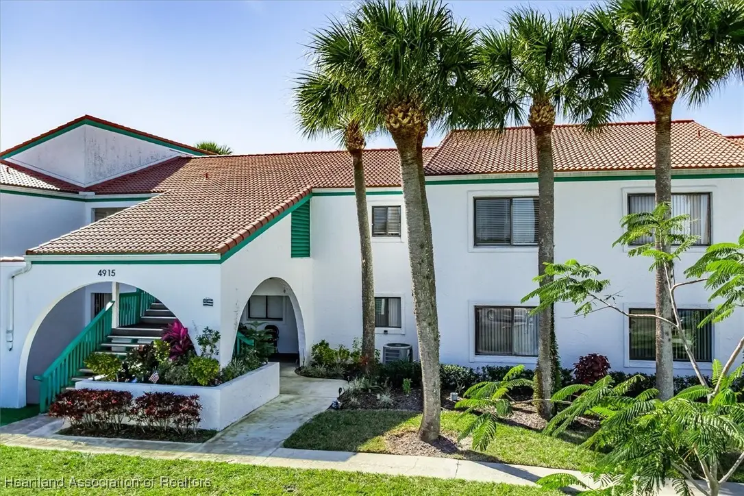 4915 Casablanca Circle #H23, Sebring, FL 33870 - Image #1