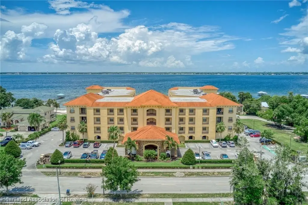 2351 Lakeview Drive #103, Sebring, FL 33870 - Image #1