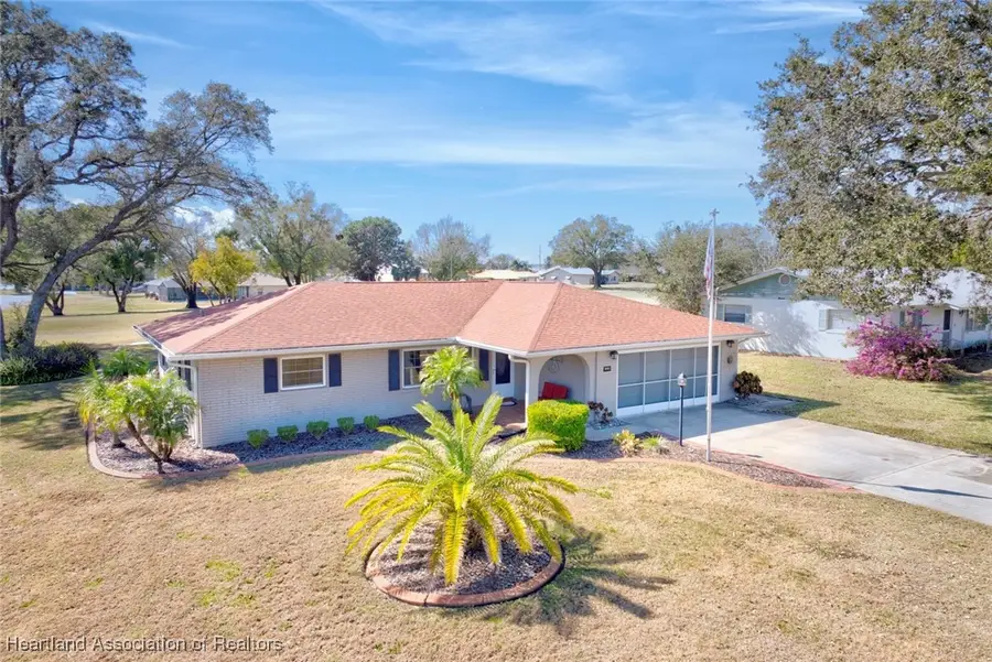 201 Greensview Drive, Avon Park, FL 33825 - Image #2