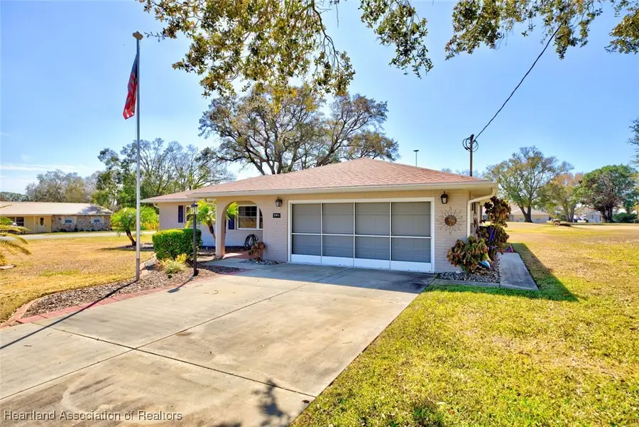 201 Greensview Drive, Avon Park, FL 33825 - Image #3