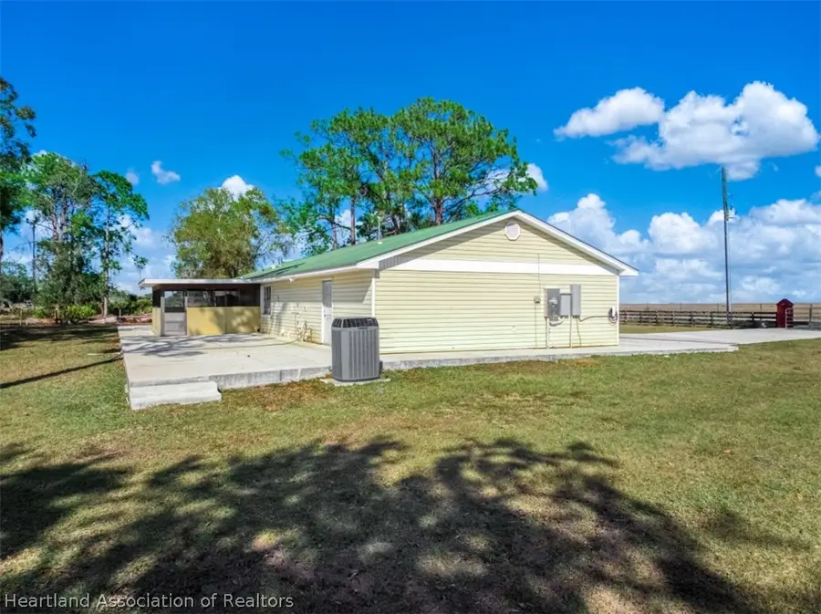 948 S Riverdale Road, Avon Park, FL 33825 - #3