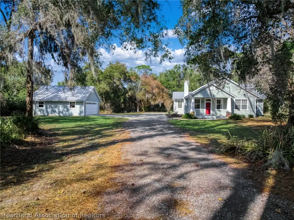 116 S Huntley Drive, Lake Placid, FL 33852 - Image #1