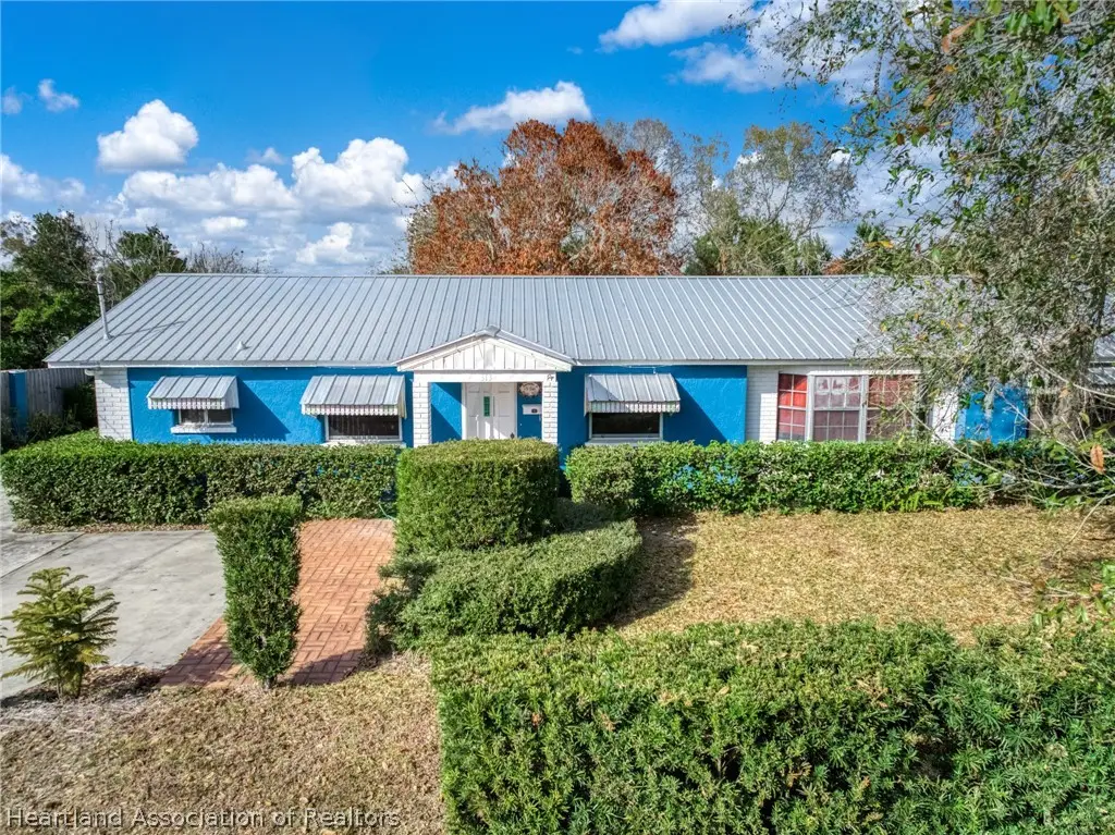 313 E Canfield Street, Avon Park, FL 33825 - #1