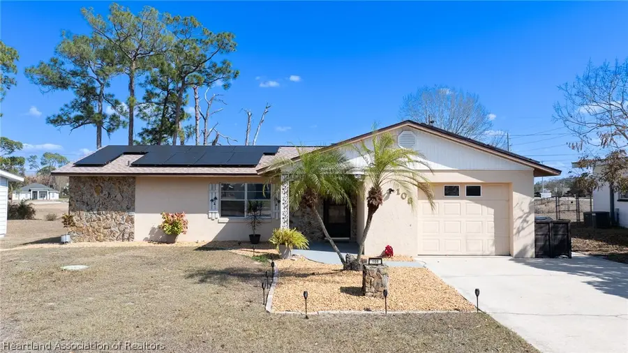 108 Springdale Road, Sebring, FL 33870 - #2
