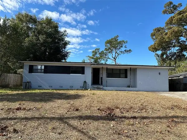 3248 Shetland Road W, Jacksonville, FL 32277