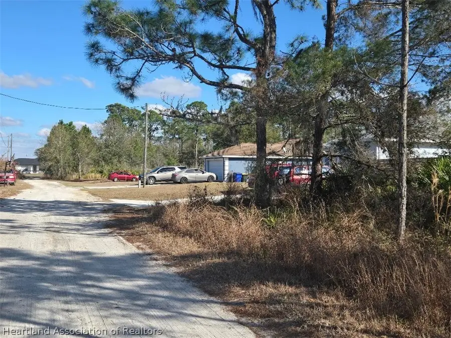 224 Cardinal Avenue, Sebring, FL 33870 - #3