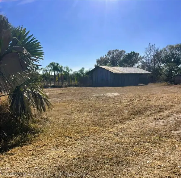 Brooks Road, Frostproof, FL 33843