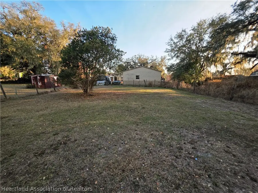 430 4th Street E, Zolfo Springs, FL 33890 - #3