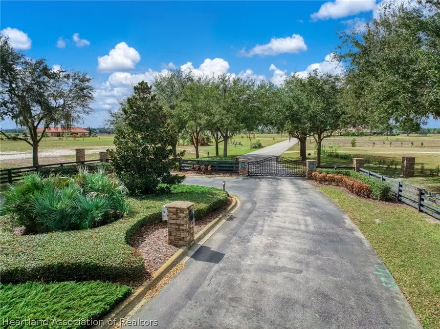 2002 Overlook Bay Drive, Sebring, FL 33875 - #2