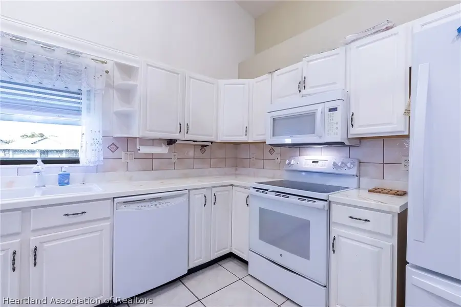 2457 N Orangewood Street, Avon Park, FL 33825 - #3