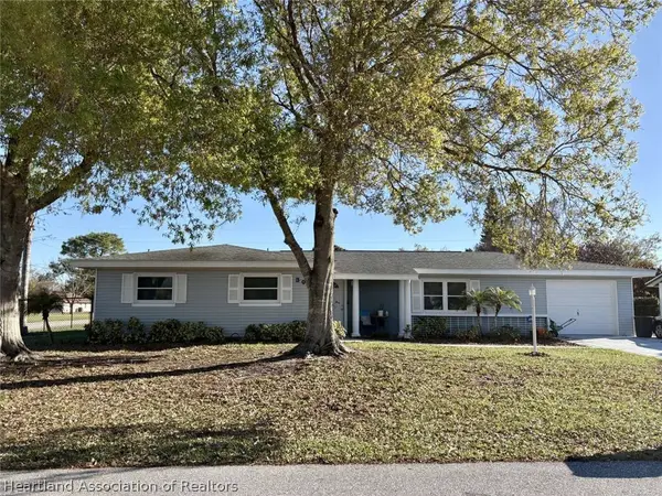 302 Swallow Avenue, Sebring, FL 33870