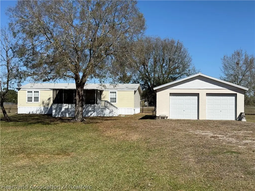 106 Farm Lane, Sebring, FL 33876 - #1