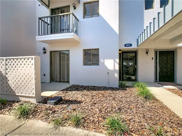 1821 Village Court, Mulberry, FL 33860