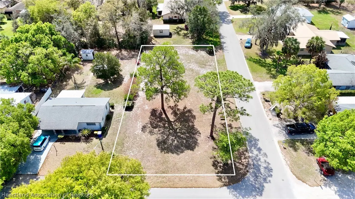 324 Quail Avenue, Sebring, FL 33870 - #1